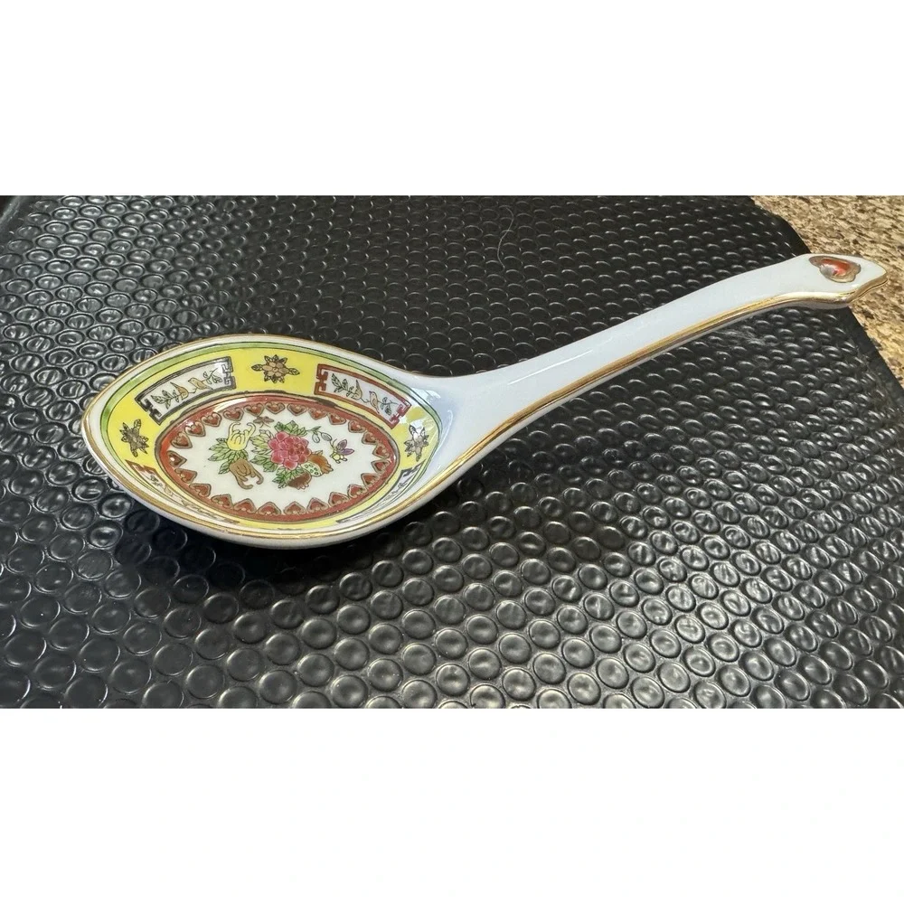 Chinese Porcelain Spoon‎ Rest Famille Rose Style Floral Design Gold Trim 10